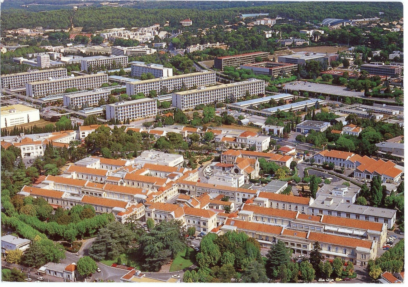 Hôpitau x -Facultés