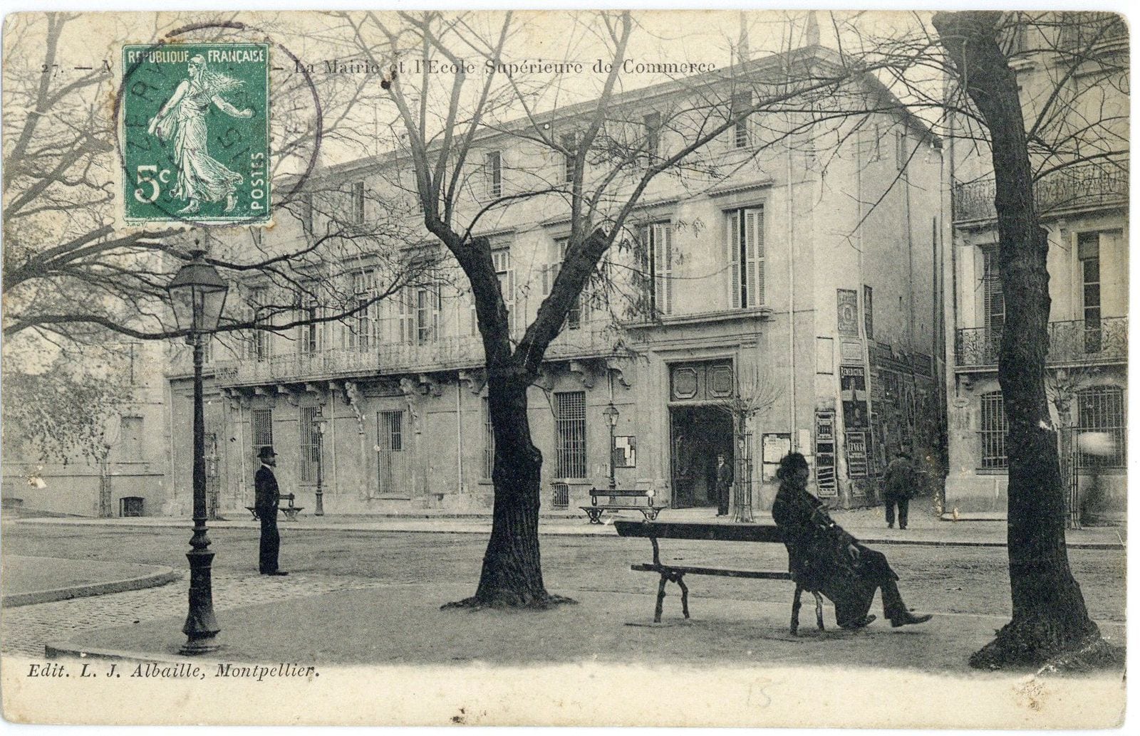 La Mairie et l'Ecole Supérieure de Commerce