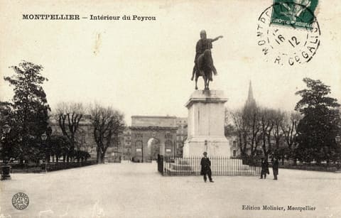 Interieur du Peyrou