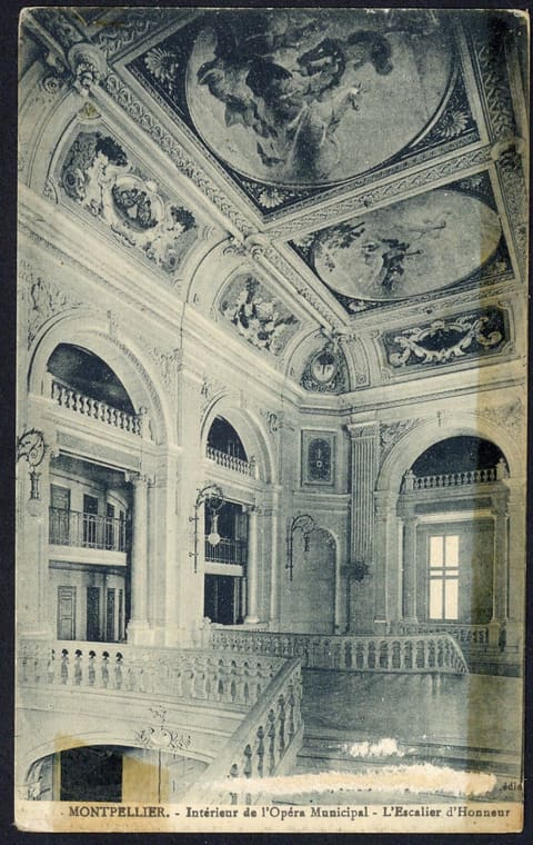 Intérieur de l'Opéra Municipal, L'Escalier d'Honneur