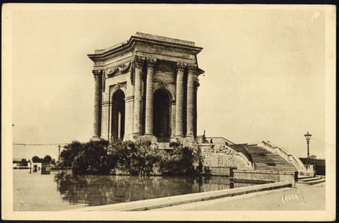 Promenade du Peyrou, Le Château d'Eau