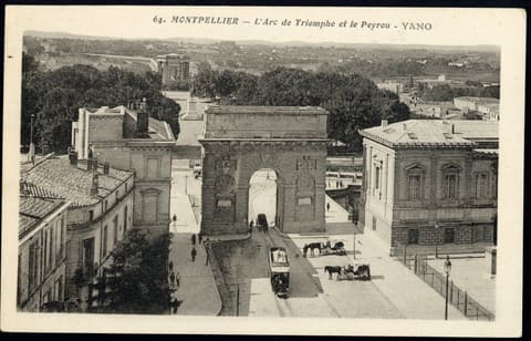 L'Arc de Triomphe et le Peyrou
