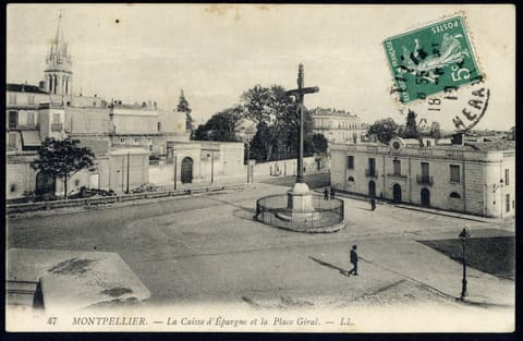 La Caisse d'Epargne et la place Giral