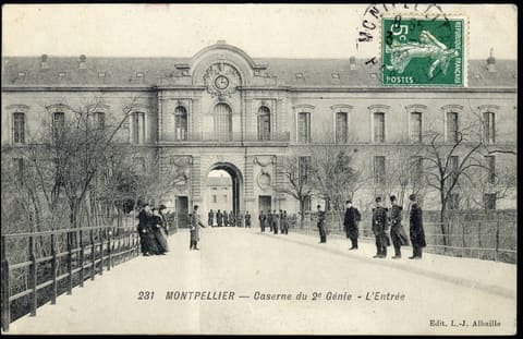 Caserne du 2ème Génie, L'Entrée