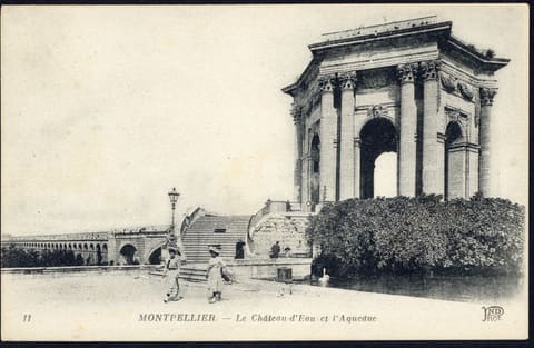 Le Château d'Eau et Aqueduc