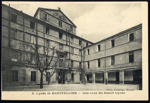 Lycée de Montpellier, Une cour du Grand Lycée
