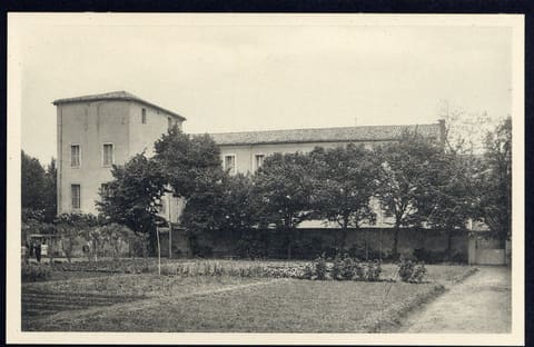 La Providence, Cours Saint-Charles
