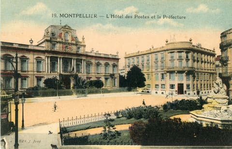 19, Montpellier, L'Hôtel des Postes et la Préfecture