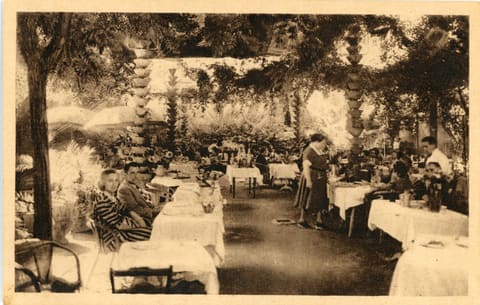 Restaurant "Chez Nenette", 6 rue de Verdun, Montpellier, le jardin d'été