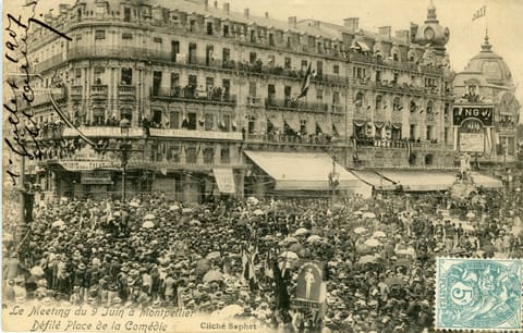 Le Meeting du 9 juin à Montpellier, Défilé Place de la Comédie