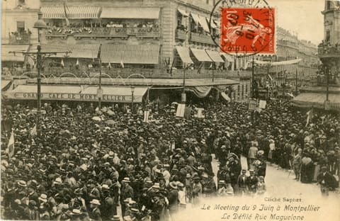 Le Meeting du 9 juin à Montpellier, Le Défilé rue Maguelone