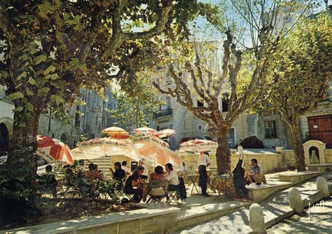 Place de la Chapelle-Neuve