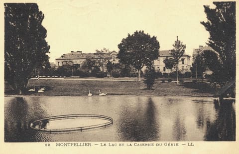 Le Lac et la Caserne du Génie