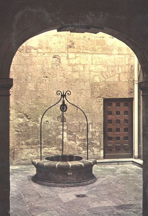 Salle Pétrarque le Puits [Hôtel de Varennes]