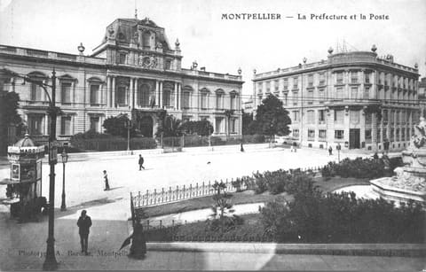 La Préfecture et la Poste