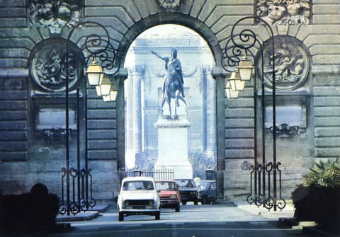 La porte du Peyrou