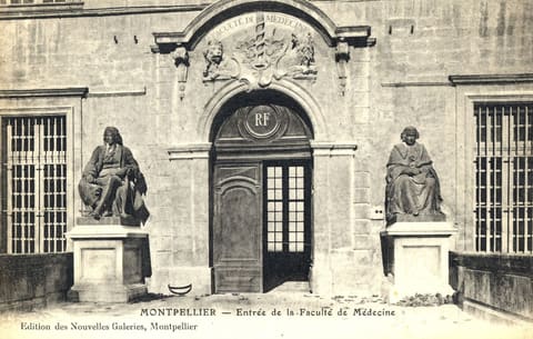 Entrée de la Faculté de Médecine