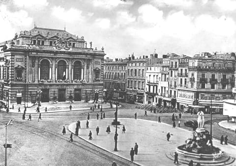 Hérault La Place de la Comédie