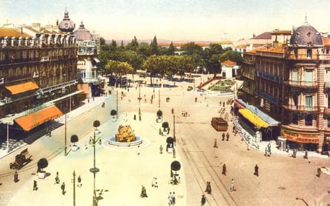 Hérault La Place de la Comédie