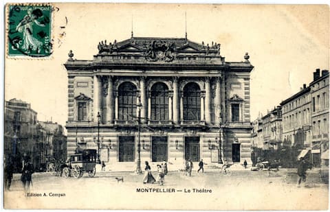 Le Théâtre
