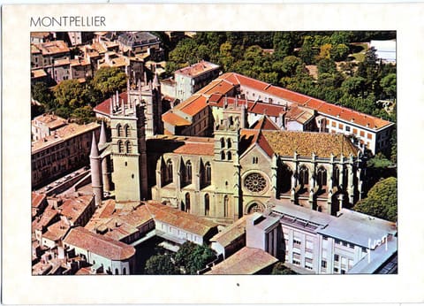 Hérault La Cathédrale et la Faculté de Médecine