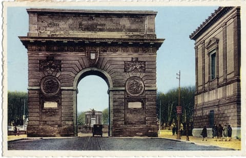 Porte du Peyrou