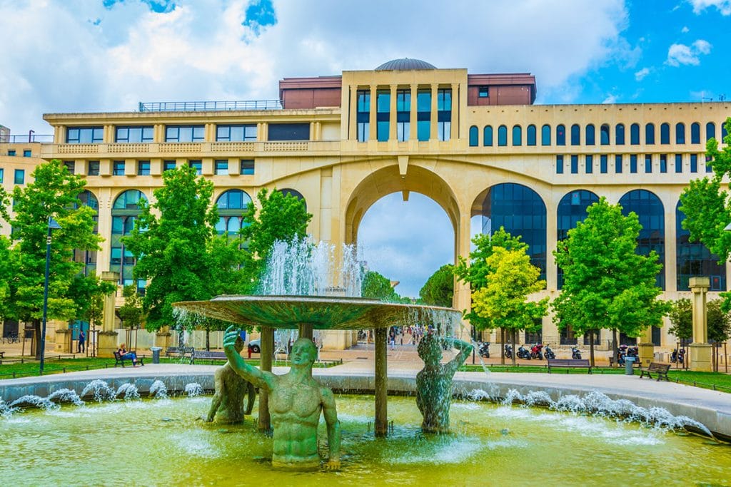 fontaine Place Thessalie Montpellier