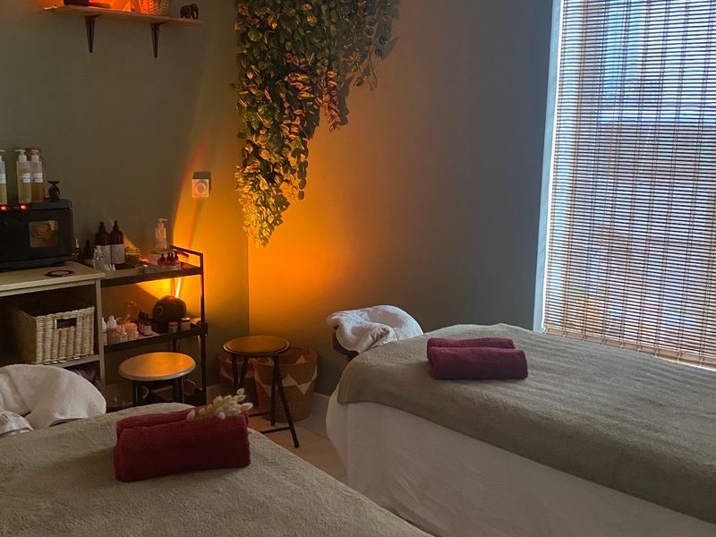 BEAUX-ARTS MASSAGE — Beaux-Arts