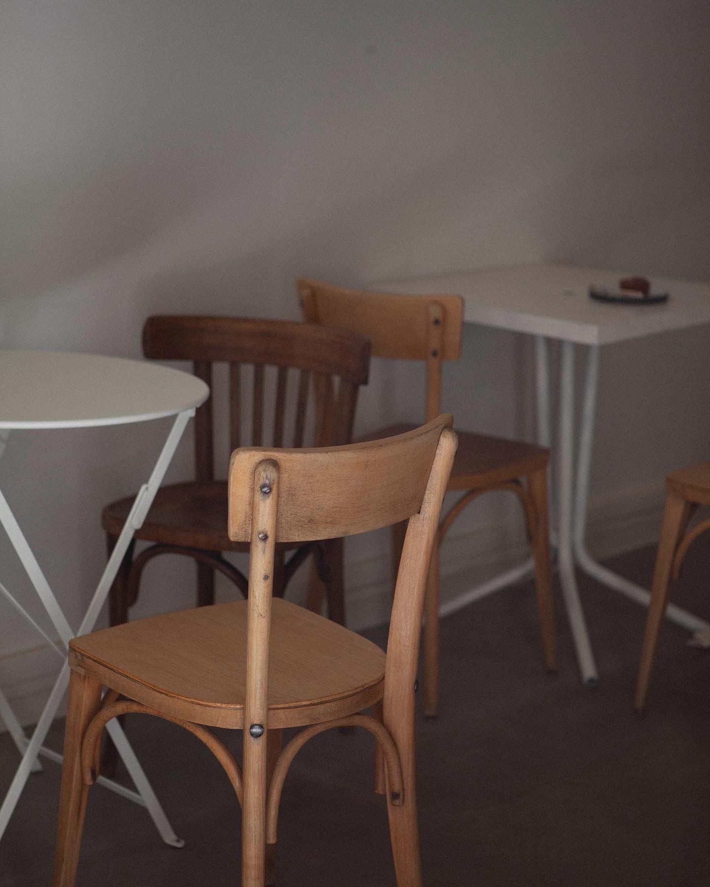 Café Cours — Comédie