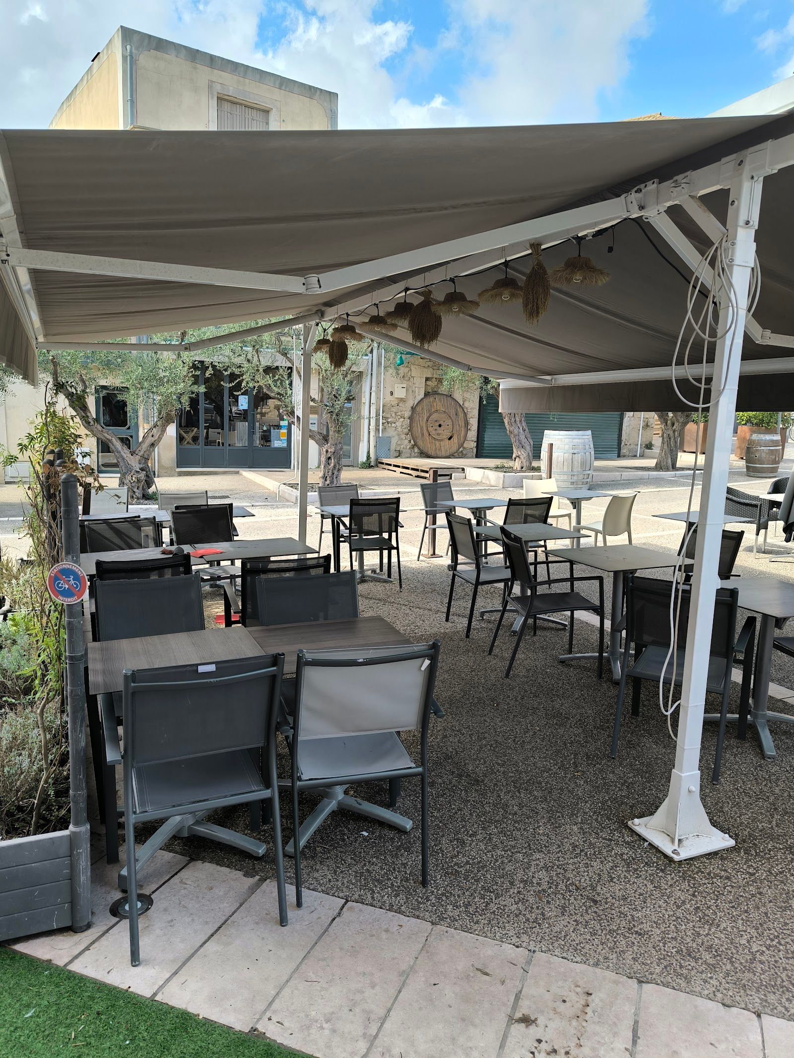 Casamance Thaï, — Castelnau-le-Lez