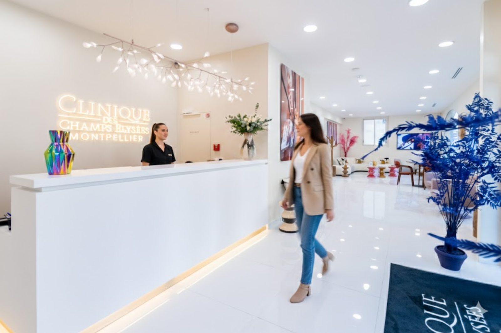 Clinique des Champs Elysées Montpellier - Médecine esthétique, épilation laser, Hydra, injections, cryolipolyse & greffe — Écusson