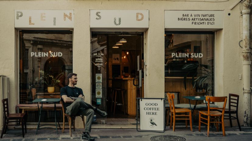 Corbeau Specialty Coffee Roasters chez Plein Sud — Comédie