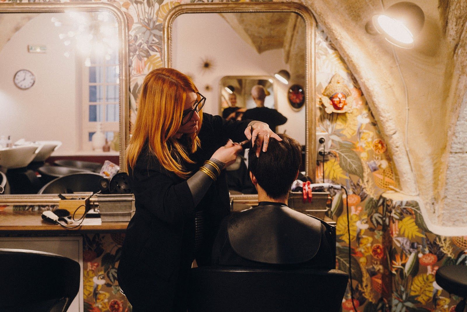 CUT MY BANGS - Amour et beauté — Écusson