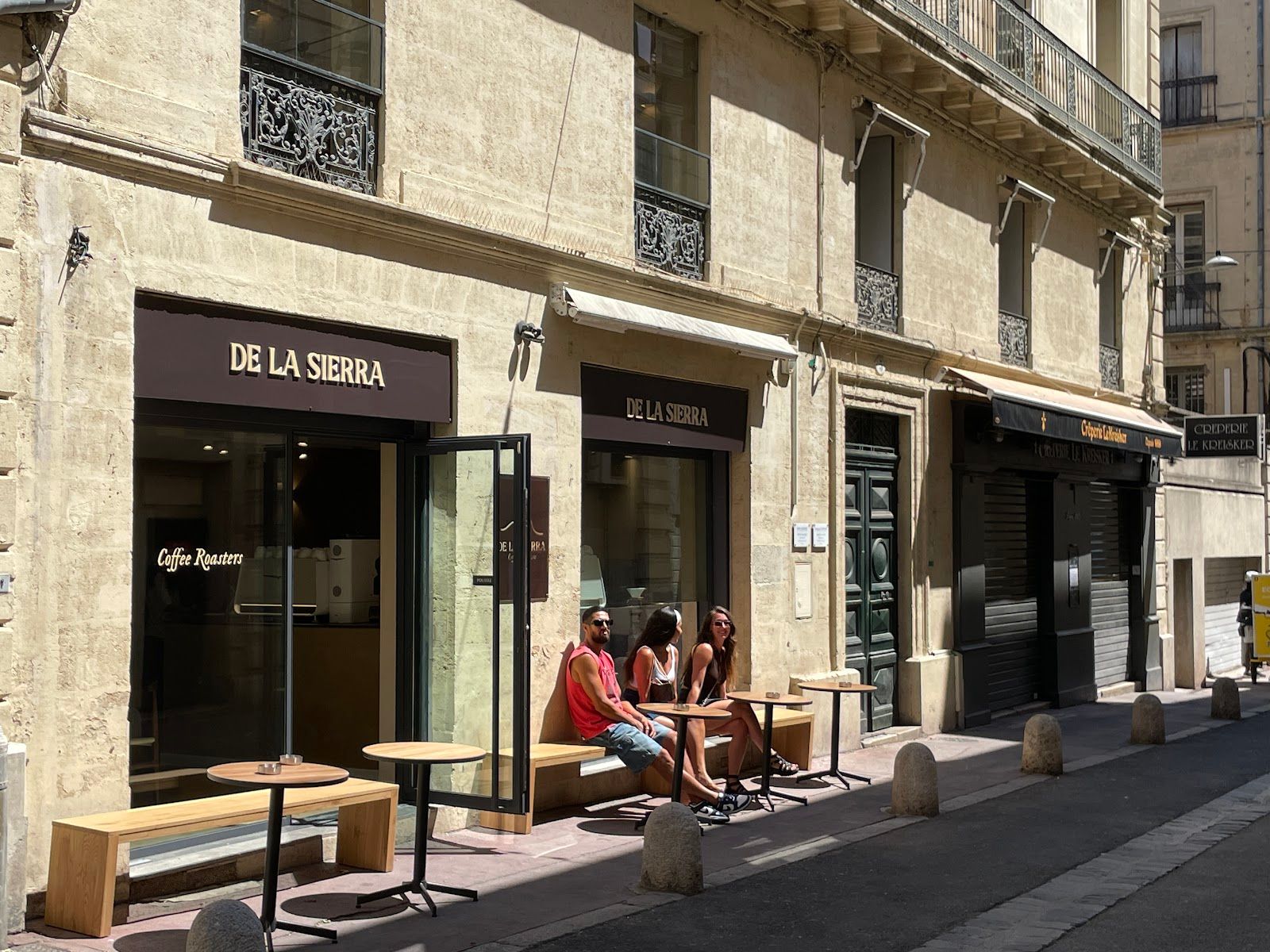 De la Sierra Coffee Roasters - Comédie — Comédie