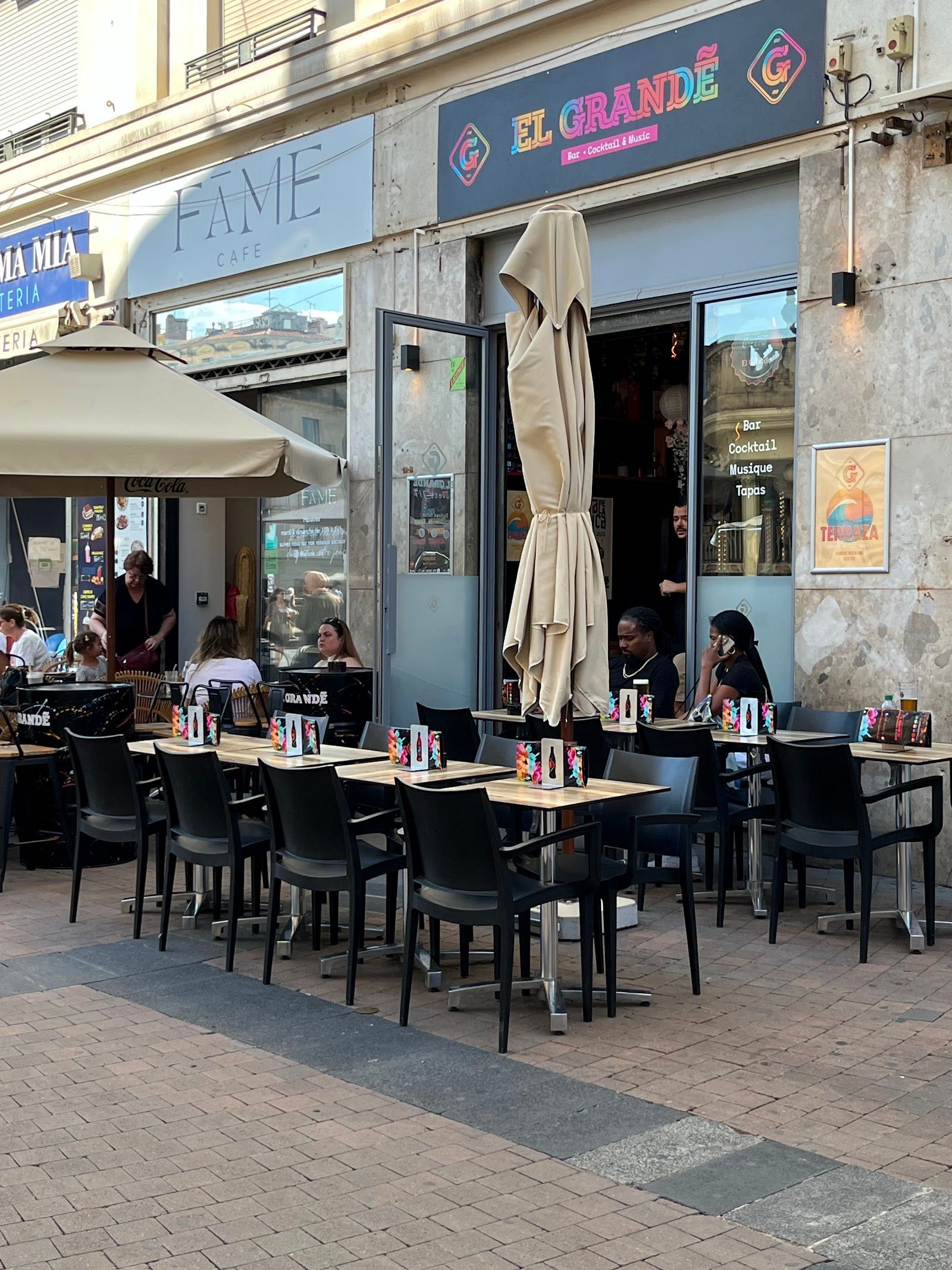 El Grande - Bar , Cocktail & Music — Comédie