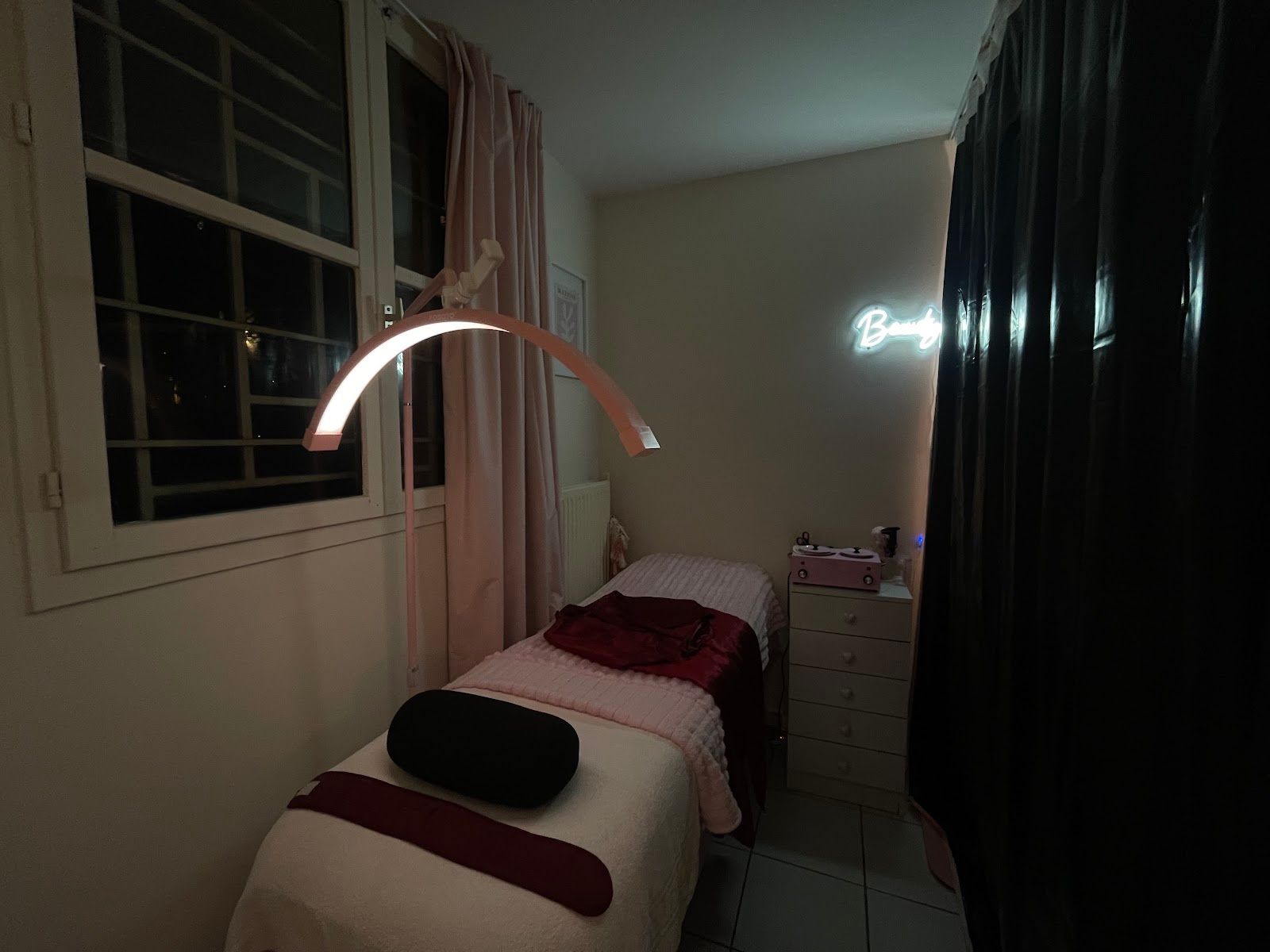 épilation et soin visage Montpellier - joy the facialist — Antigone