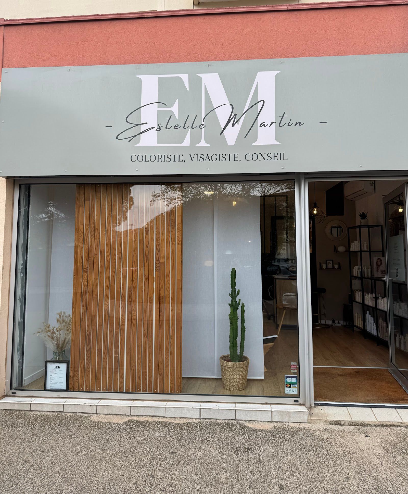 Estelle Martin hairdresser — Lattes