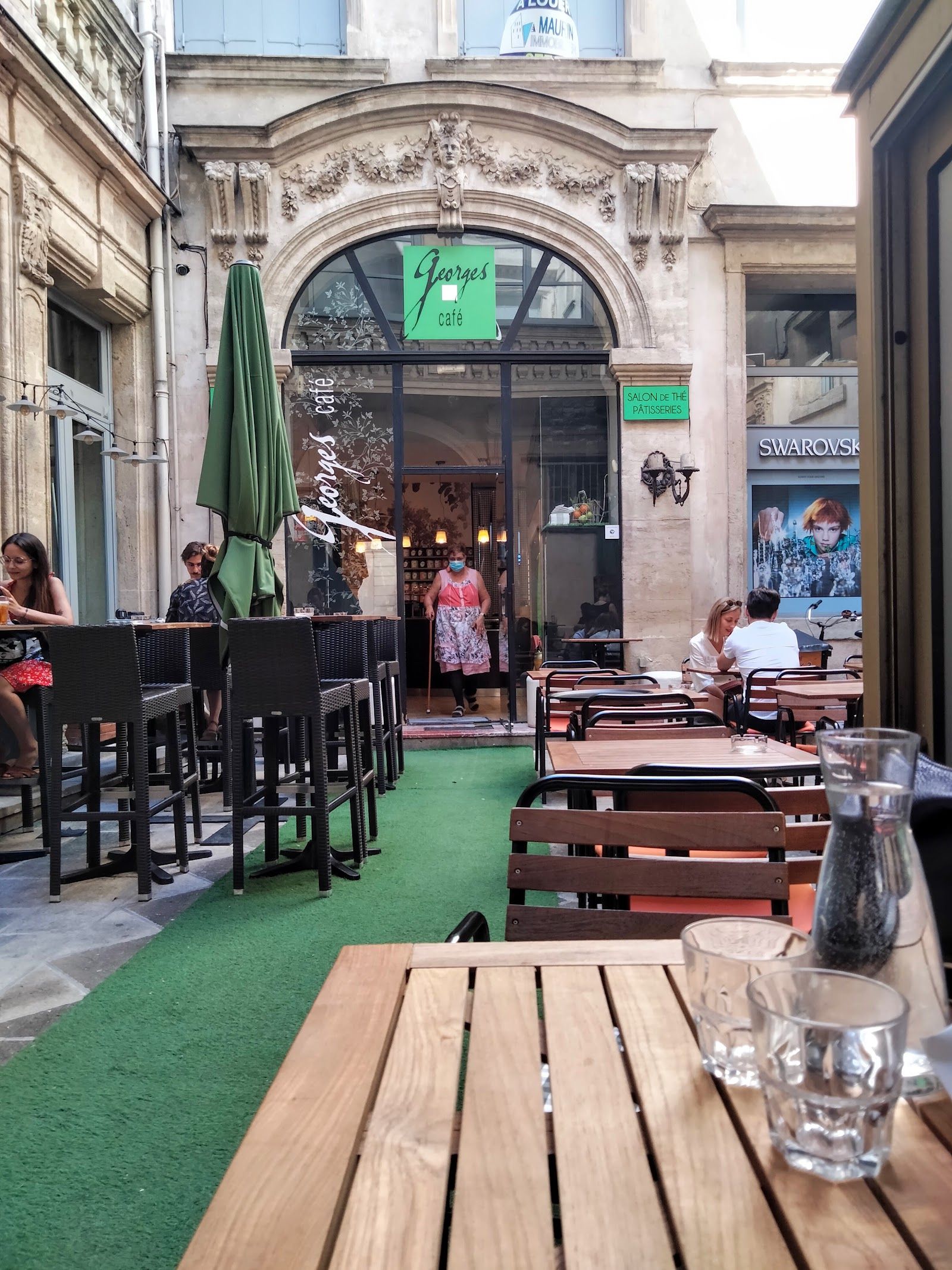 Georges Café Montpellier — Comédie