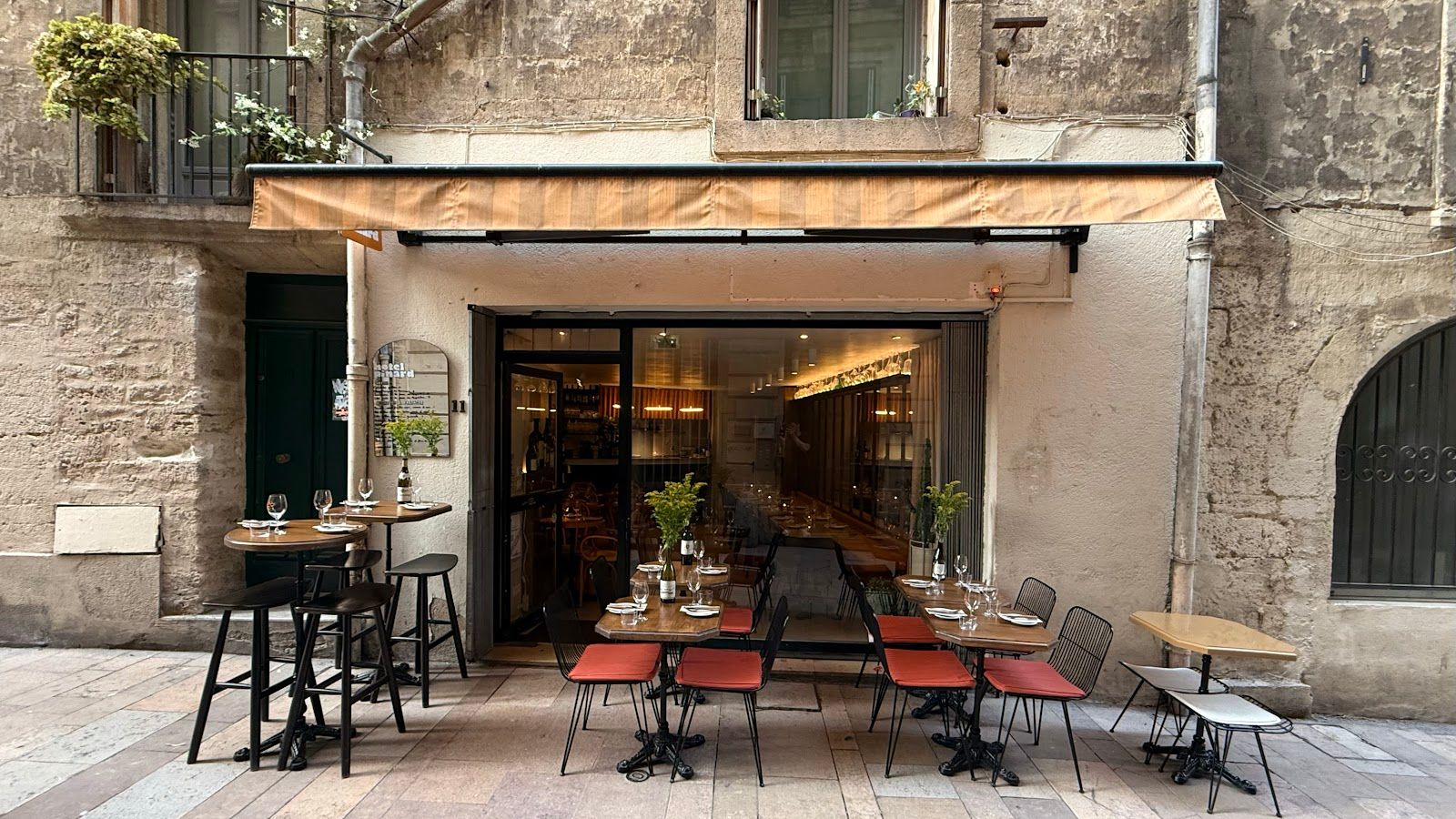 Hôtel Pinard - Bar à vins — Écusson