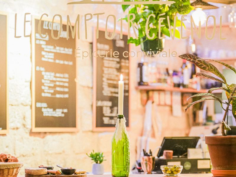 Le Comptoir Cévenol — Comédie