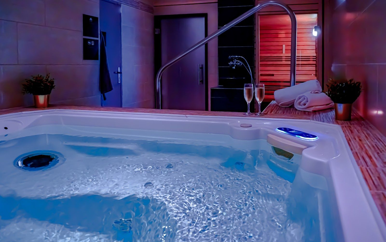 Massages & Spa L'ESPRIT A Montpellier — Port Marianne