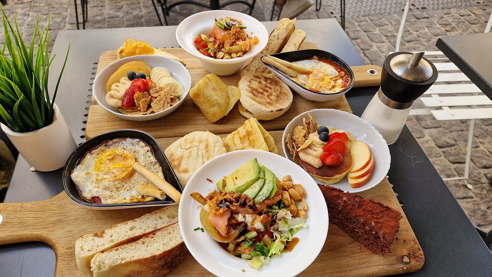 MeNow Brunch & Healthy Cook — Comédie