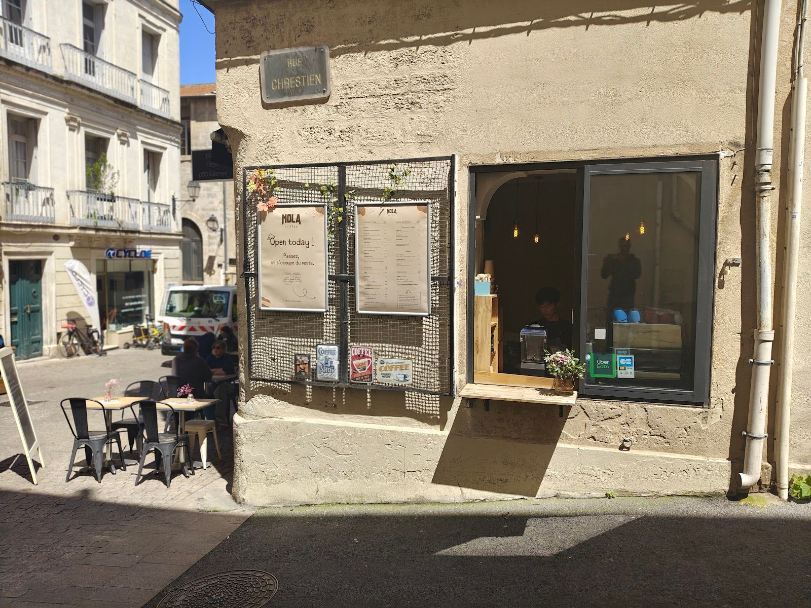 Nola Coffee — Écusson