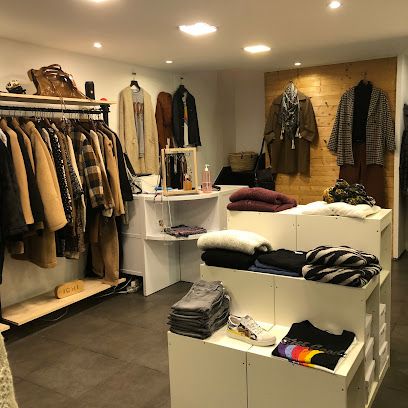 Icône by le vestiaire — Comédie