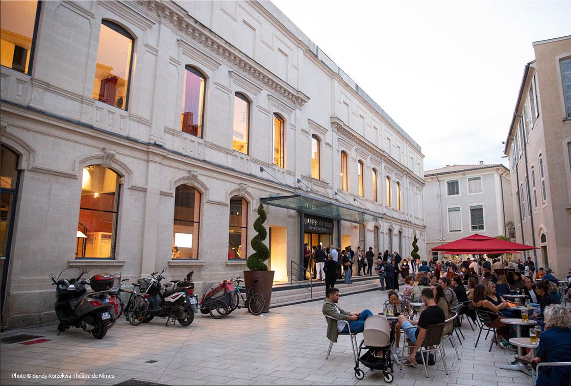 Théâtre de Nîmes Bernadette Lafont — Nîmes